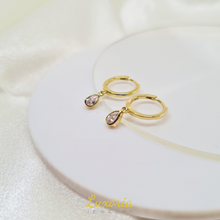 Load image into Gallery viewer, Anika Earrings (18K Gold Vermeil)