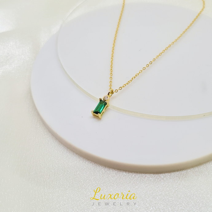 Ivy Emerald Necklace (18K Gold Vermeil)