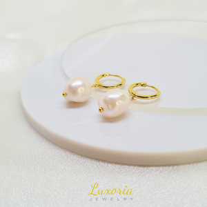 Mira Pearl Earrings (18K Gold Vermeil)